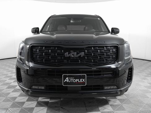 Used 2022 Kia Telluride SX w/ SX Prestige Package image 2