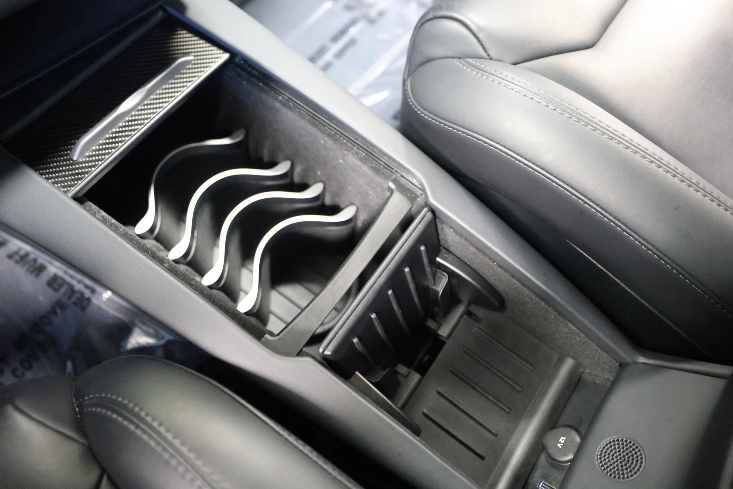 Used 2019 Tesla Model S Performance AWD/4WD image 34
