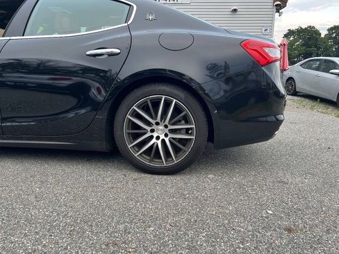 Used 2019 Maserati Ghibli RWD image 38
