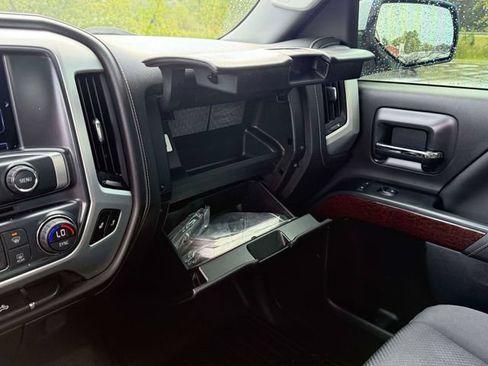 Used 2018 GMC Sierra 1500 SLE w/ SLE Value Package AWD/4WD image 29