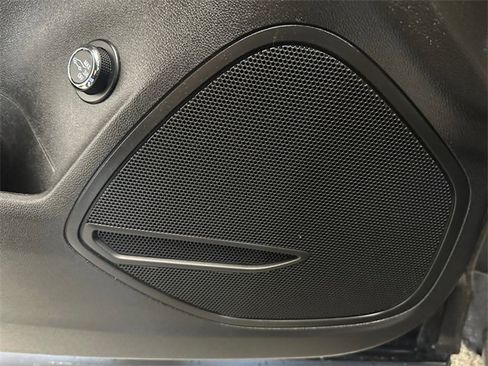 Used 2023 Buick Envision Preferred image 19