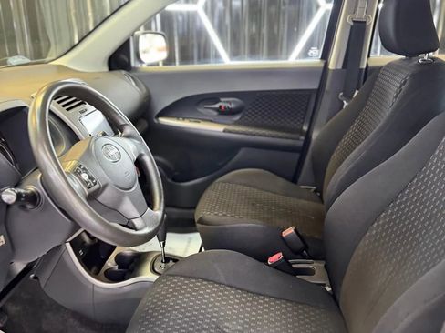 Used 2011 Scion xD Hatchback 4D image 31