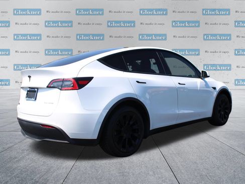 Used 2021 Tesla Model Y Long Range AWD/4WD image 6