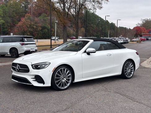 Used 2023 Mercedes-Benz E 450 Cabriolet image 9
