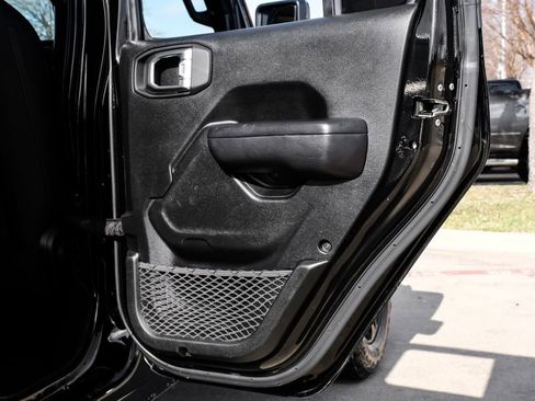 Used 2021 Jeep Wrangler Unlimited Sport image 48