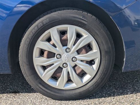 Used 2019 Hyundai Accent SE image 11