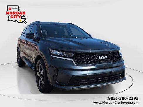 Used 2022 Kia Sorento S FWD image 1