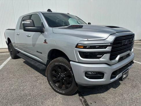 Used 2026 RAM 2500 Laramie w/ Night Edition AWD/4WD image 10