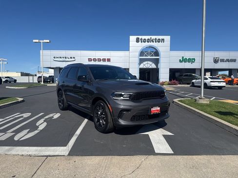 New 2026 Dodge Durango GT w/ Blacktop Package AWD/4WD image 1