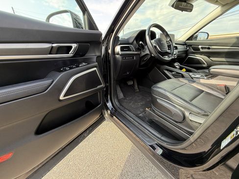 Used 2022 Kia Telluride LX image 7
