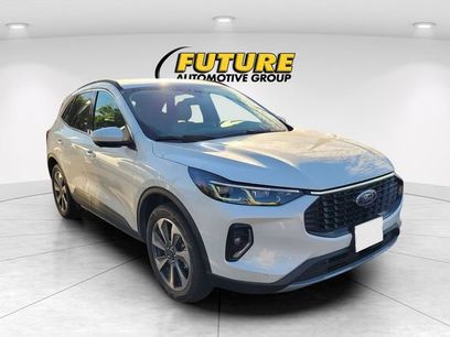 Used 2023 Ford Escape Platinum
