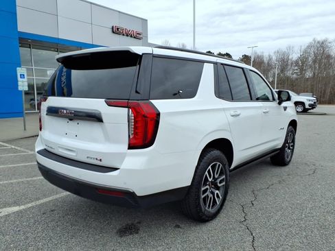 Used 2024 GMC Yukon AT4 image 3