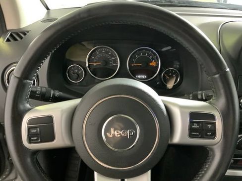 Used 2017 Jeep Compass High Altitude AWD/4WD image 21