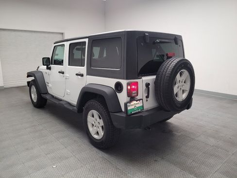 Used 2018 Jeep Wrangler Unlimited Sport S AWD/4WD image 5