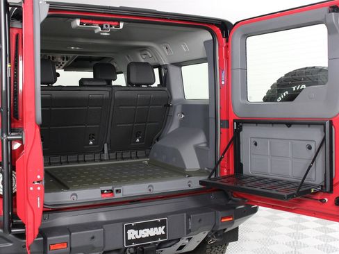 New 2025 INEOS Grenadier image 21