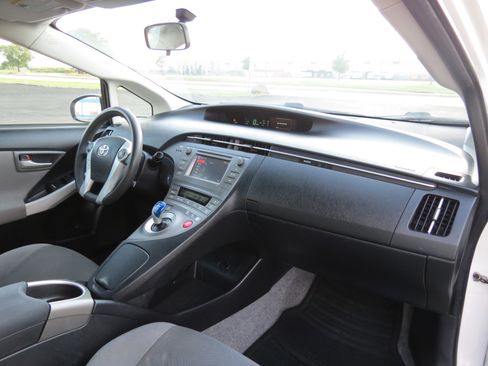 Used 2012 Toyota Prius Two FWD image 26