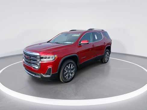 Used 2023 GMC Acadia SLE w/ Driver Convenience Package image 4