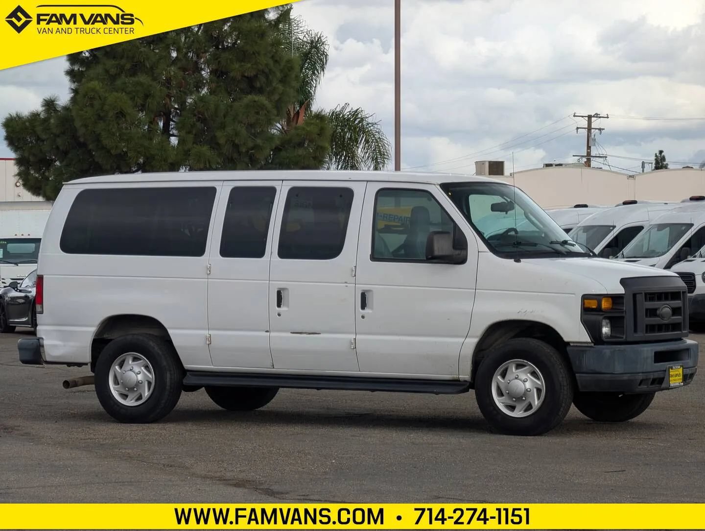 Used 2014 Ford E-350 and Econoline 350 XL w/ Power Windows & Locks Group RWD image 1
