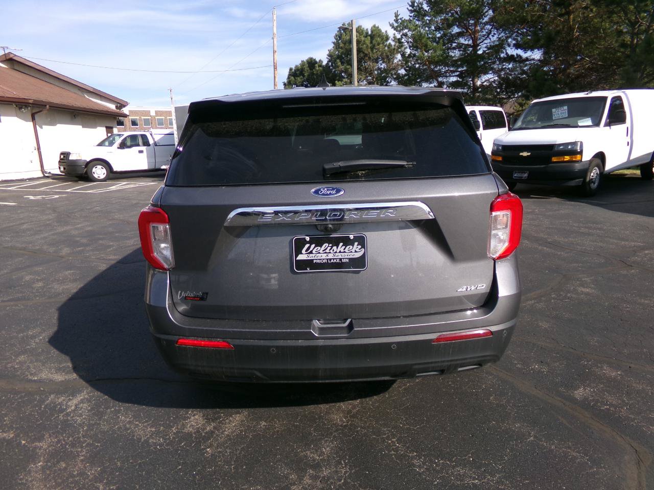 Used 2023 Ford Explorer 4WD image 5