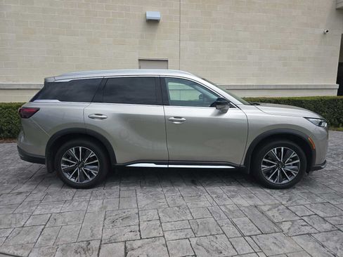 Certified 2026 INFINITI QX60 Luxe w/ Cargo Package FWD image 3