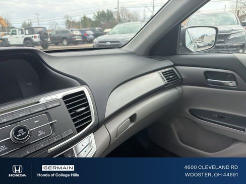 Used 2015 Honda Accord LX image 15