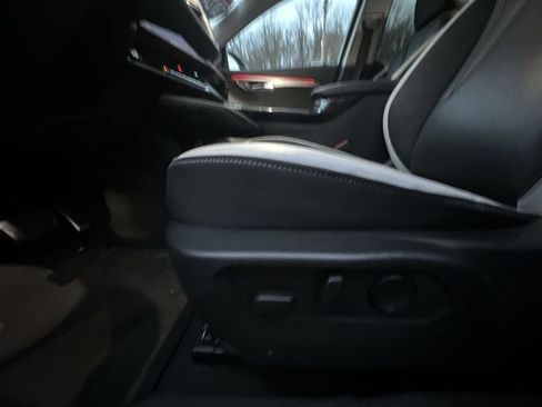 Used 2024 Buick Envision Sport Touring image 15