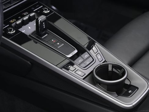 Used 2020 Porsche 911 Carrera S image 32