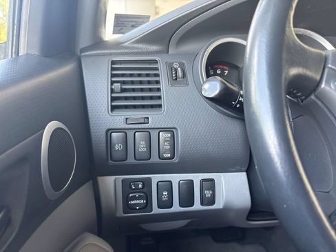 Used 2009 Toyota Tacoma PreRunner RWD image 16