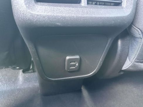 Used 2020 GMC Terrain SLE w/ Driver Convenience Package AWD/4WD image 9