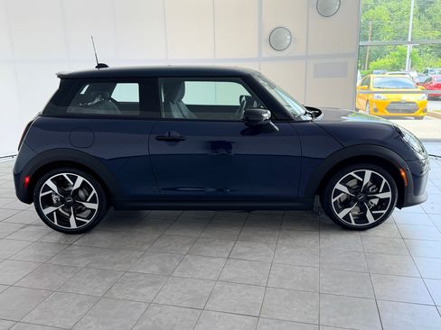 New 2026 MINI Cooper S FWD image 8