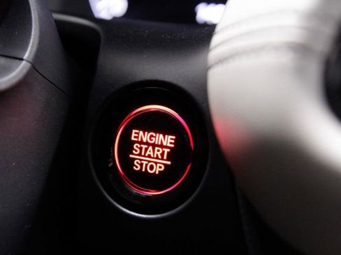 Certified 2025 Honda HR-V EX-L image 31