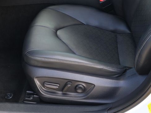 Used 2023 Toyota Camry XSE FWD image 14