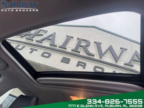 Used 2018 Toyota Corolla XSE image 25