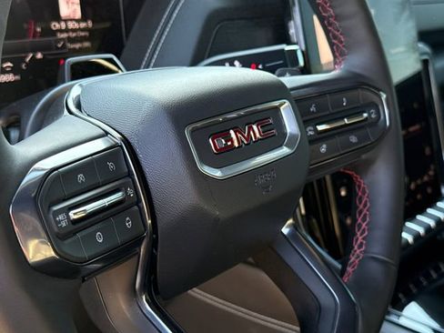 Used 2025 GMC Yukon AT4 Ultimate AWD/4WD image 29