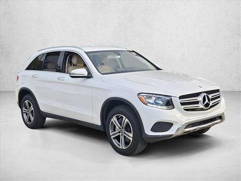 Certified 2019 Mercedes-Benz GLC 300 image 3