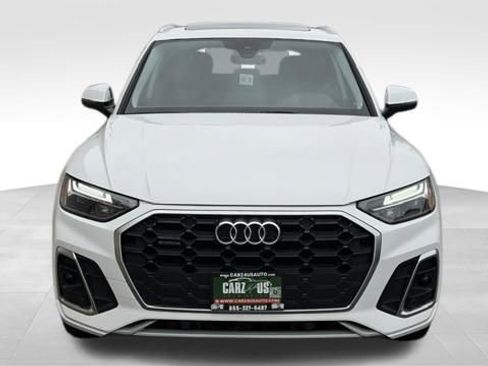 Used 2022 Audi Q5 2.0T Premium w/ Convenience Package AWD/4WD image 2
