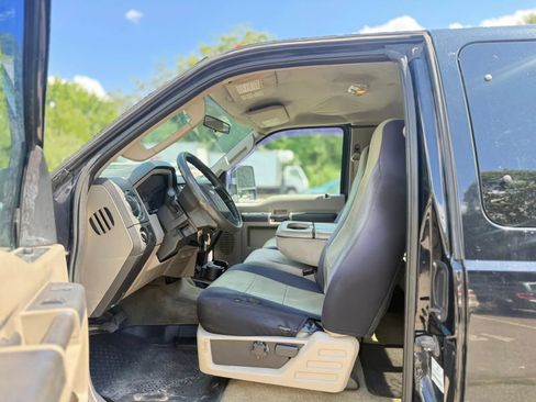 Used 2008 Ford F250 XLT AWD/4WD image 7