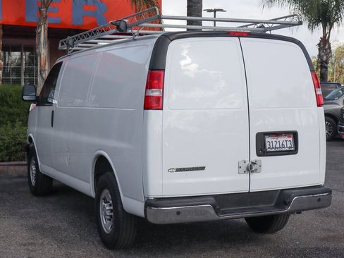 Used 2022 Chevrolet Express 2500 w/ Communications Package image 6