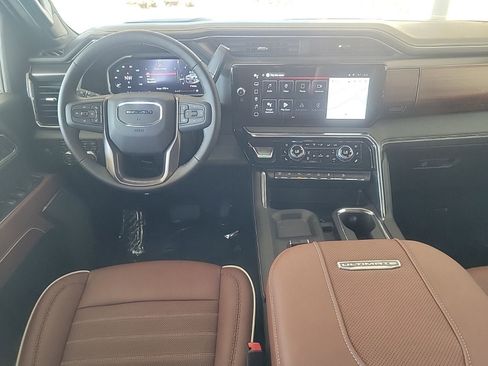 New 2026 GMC Sierra 2500 Denali Ultimate image 15