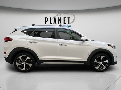 Used 2017 Hyundai Tucson Limited w/ Cargo Package AWD/4WD image 8