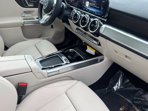 New 2026 Mercedes-Benz GLB 250 image 26