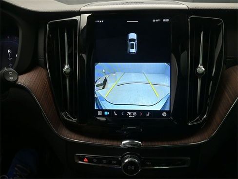 Certified 2023 Volvo XC60 B5 Ultimate FWD image 12
