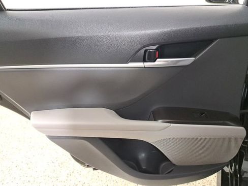 Used 2023 Toyota Camry LE image 14