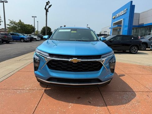 New 2026 Chevrolet Trax LT w/ Driver Confidence Package FWD image 2