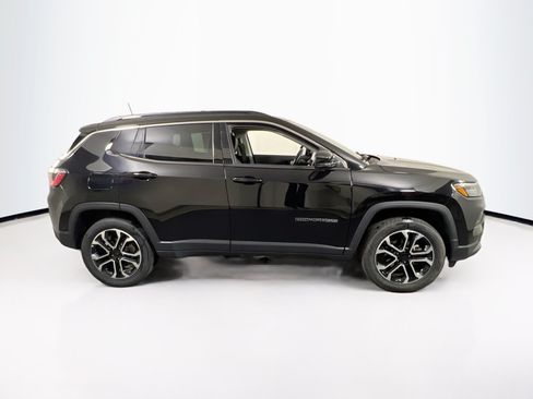 Used 2022 Jeep Compass Limited AWD/4WD image 4