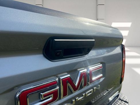 New 2026 GMC Canyon Elevation w/ Convenience Package image 6