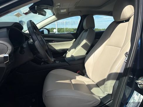 Used 2025 MAZDA MAZDA3 s FWD image 15
