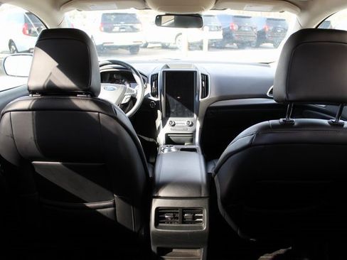 Used 2024 Ford Edge SEL image 14