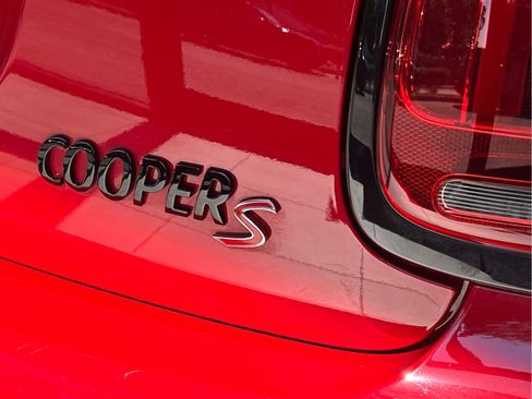 Certified 2024 MINI Cooper S FWD image 9