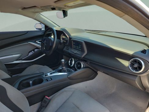 Used 2017 Chevrolet Camaro LT RWD image 25